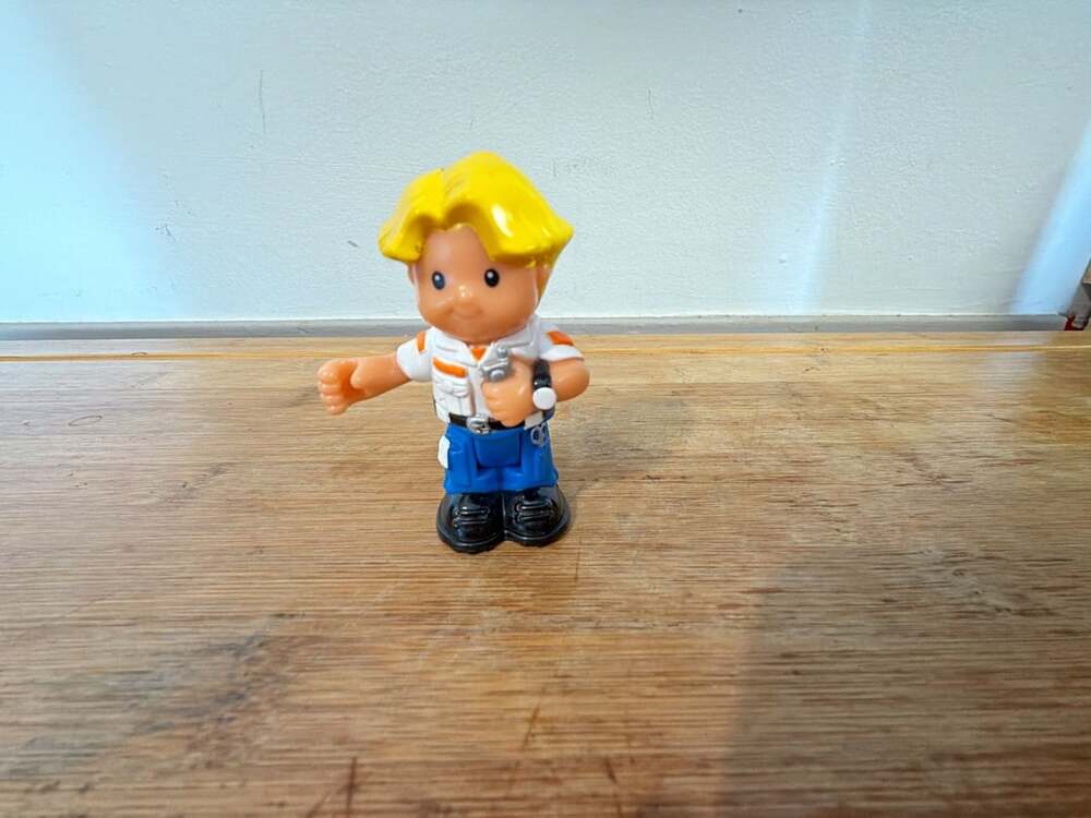 2009 Fisher-Price Little People Eddie Paramedic Figure replacement